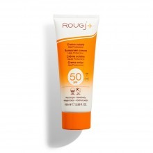 Crema solar de rostro y cuerpo, estudiada para proteger la piel de los rayos solares. ROUGJ+ CREMA SOLAR ALTA...